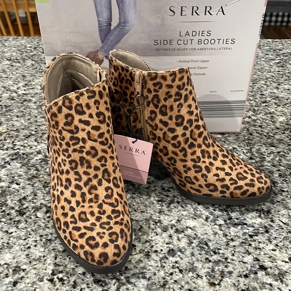 Serra Side Cut Booties
